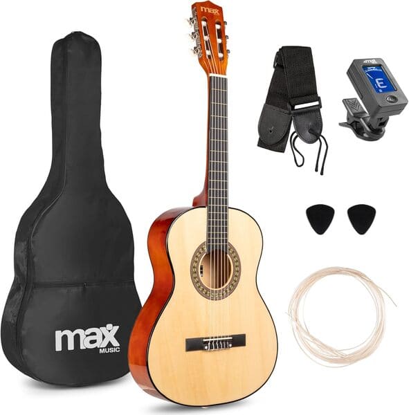 Konzertgitarre kaufen – MAX SoloArt 3/4 für Kinder mit Tasche & Zubehör MAX SoloArt Kindergitarre mit Zubehör – perfekte Wahl für alle, die eine Konzertgitarre kaufen möchten. Ideal für Kinder ab 6 Jahren.